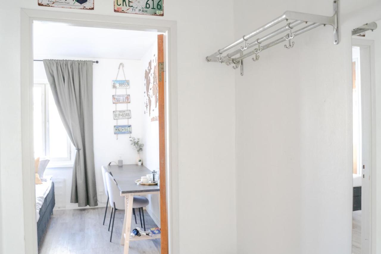 Studio Apartment In The Heart Of Jakobstad Bagian luar foto